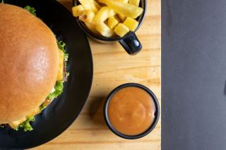 Sauce burger maison : recette facile et variantes savoureuses