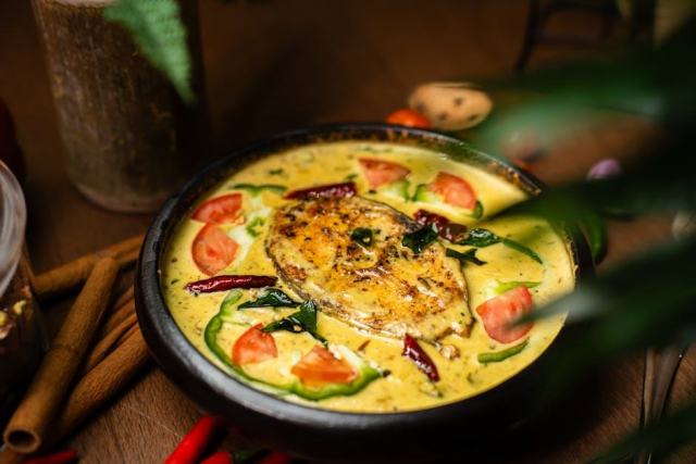 Oeuf poché puis frit : croustillant dehors, coulant dedans