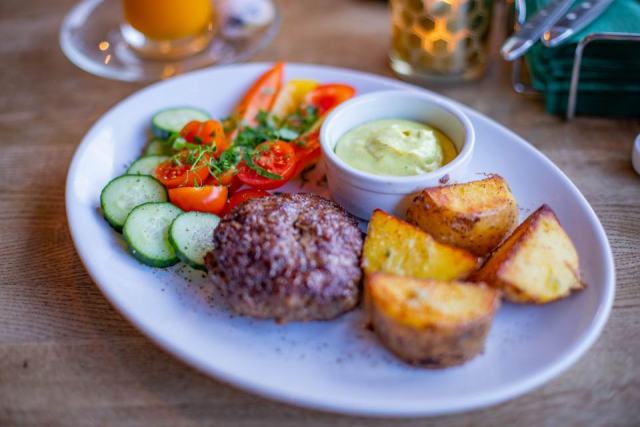 La sauce béarnaise maison : recette classique et astuces de chef La sauce béarnaise maison : recette classique et astuces de chef