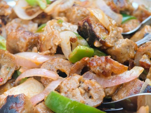 Parures de veau : valoriser les chutes pour un fond maison Parures de veau : valoriser les chutes pour un fond maison