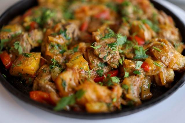 Cuisiner en 60 minutes : plats complets et techniques d'efficacité Cuisiner en 60 minutes : plats complets et techniques d'efficacité