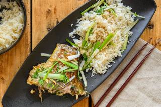 Riz aromatisé pour poisson : technique et épices pour cabillaud