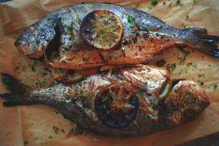 Dorade au four 600g : temps de cuisson et recette aux agrumes