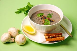 Velouté de cèpes et bolets aux huîtres : recette de saison